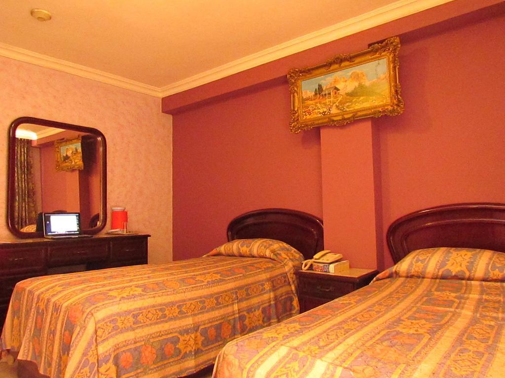 Lisboa Hotel