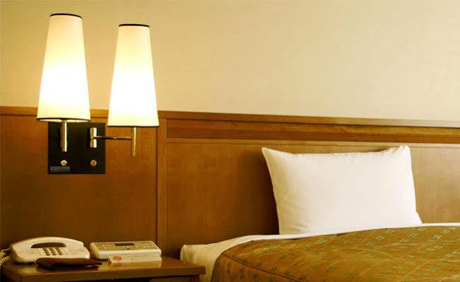 Lisboa Hotel 2*